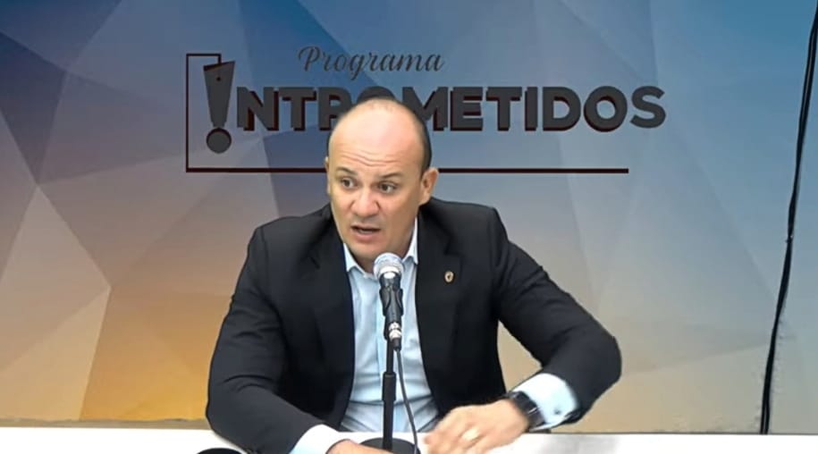 Cabo Gilberto diz que ministro Alexandre Moraes está rasgando a Constituição e deveria ser preso