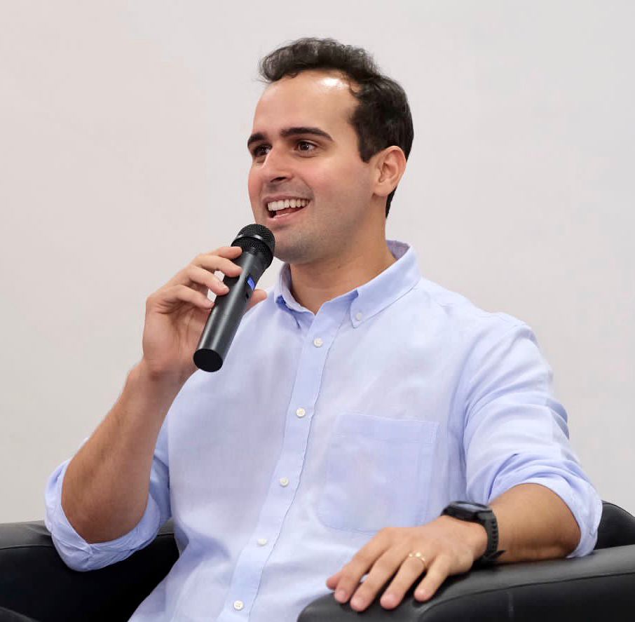 Lucas Ribeiro viaja a Brasília para participar de evento que vai discutir desafios da educação