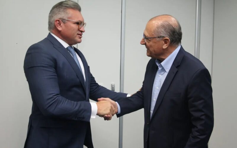 Julian Lemos encontra Alckmin em Brasília e faz declaração