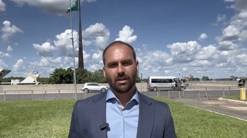 “Bolsonaro Store” é lançada por Eduardo Bolsonaro