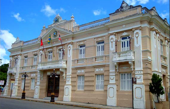 Bolsistas da FAPESQ-PB cobram governo do estado por reajuste nas bolsas