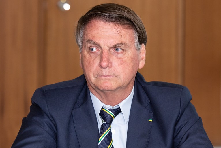 Bolsonaro investiu R$ 17 milhões em renda fixa enquanto recebia doações de apoiadores via pix