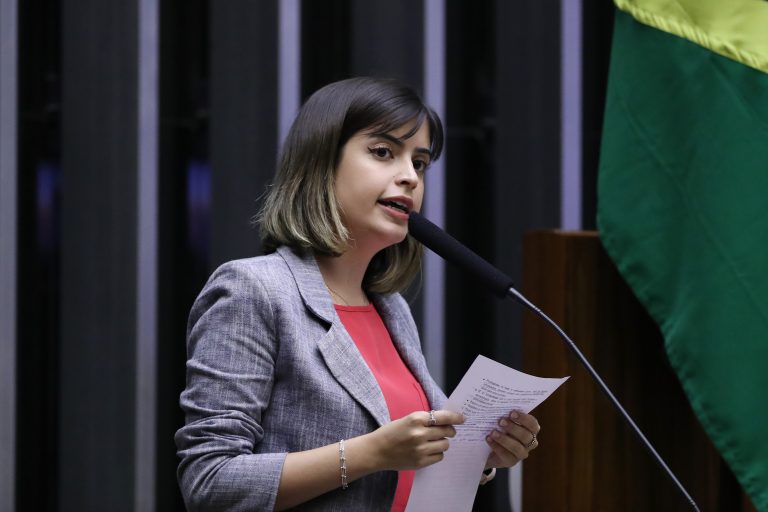 Crime em escola de São Paulo reascende debate sobre maioridade penal e aborda saúde mental