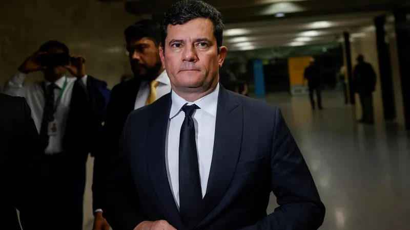 “Tokio”, “Flamengo” e “México”: veja códigos usados pelo PCC no plano para executar Sérgio Moro