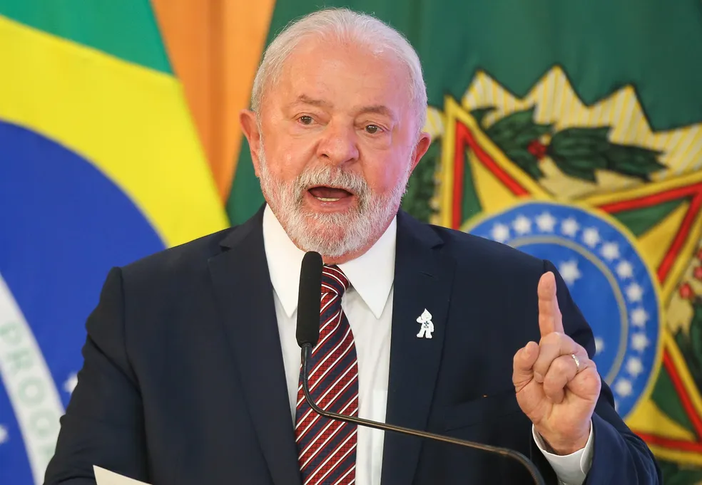 Após polêmica, Lula se justifica sobre a guerra: “Nunca Igualhei Rússia e Ucrânia”