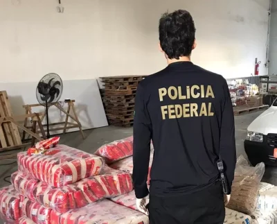 Polícia Federal em abordagem da Operação Famintos (Foto: Divulgação/Reprodução?Polícia Federal).