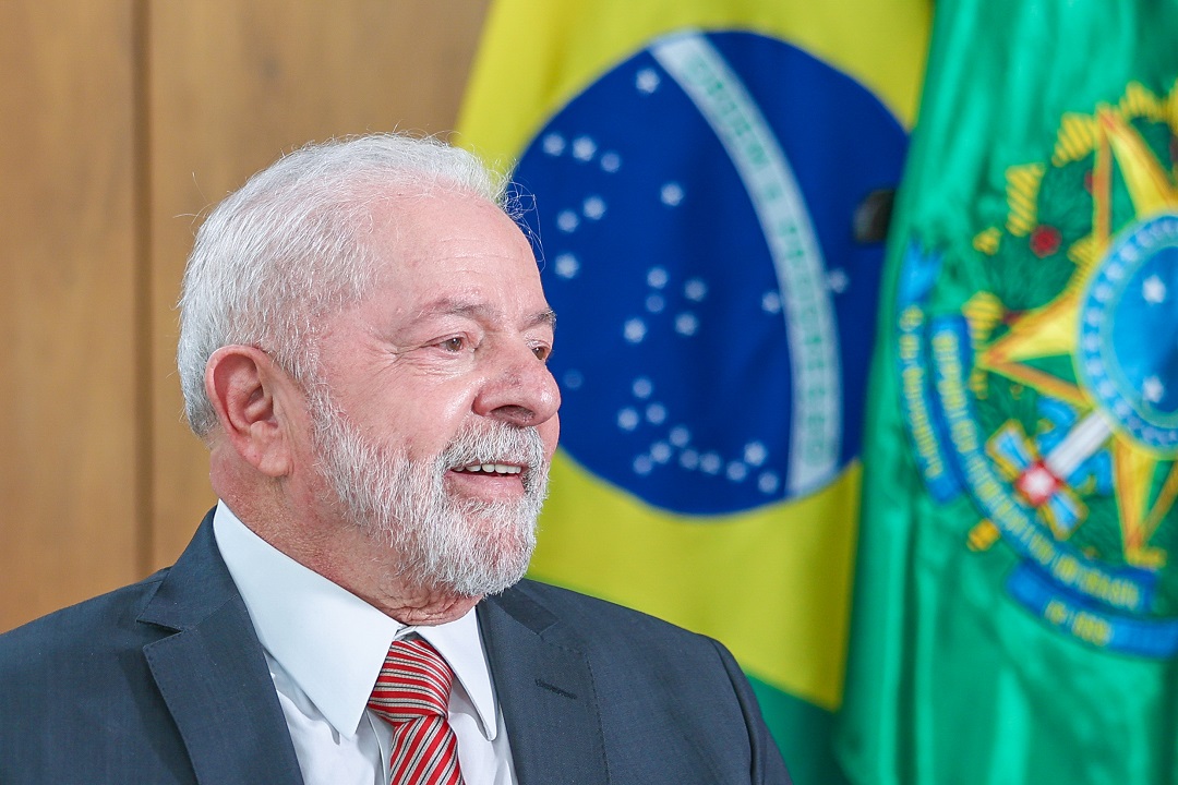 Aprovação do governo Lula sobe em abril, aponta pesquisa do Ipespe/Febraban