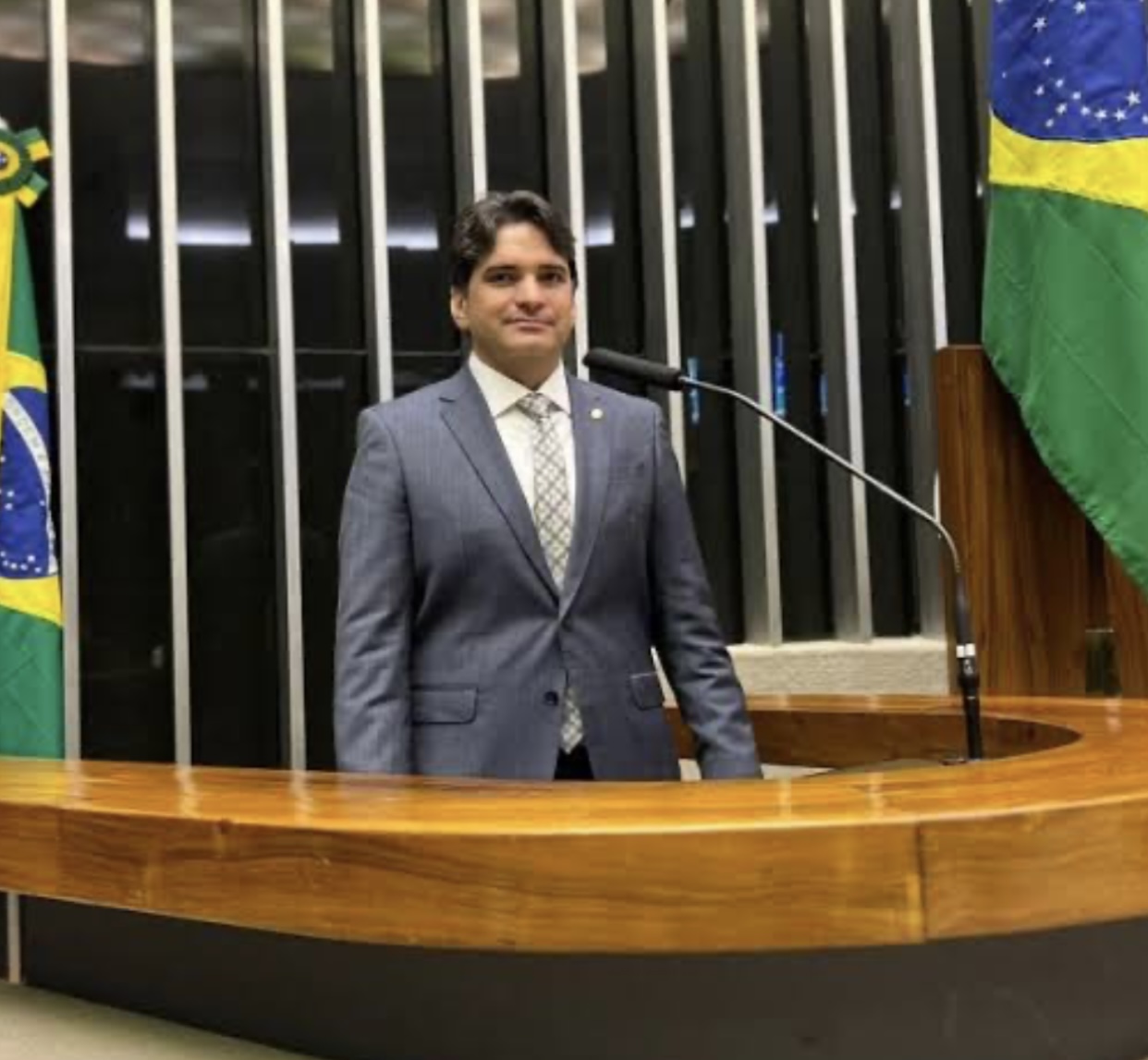 Deputado Federal Murilo Galdino comemora a implementação de voos de Cajazeiras para Recife