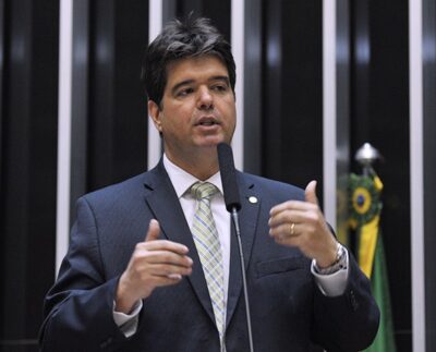 Deputado Federal Ruy Carneiro (Foto: Divulgação/Reprodução/Imagem disponível na internet).