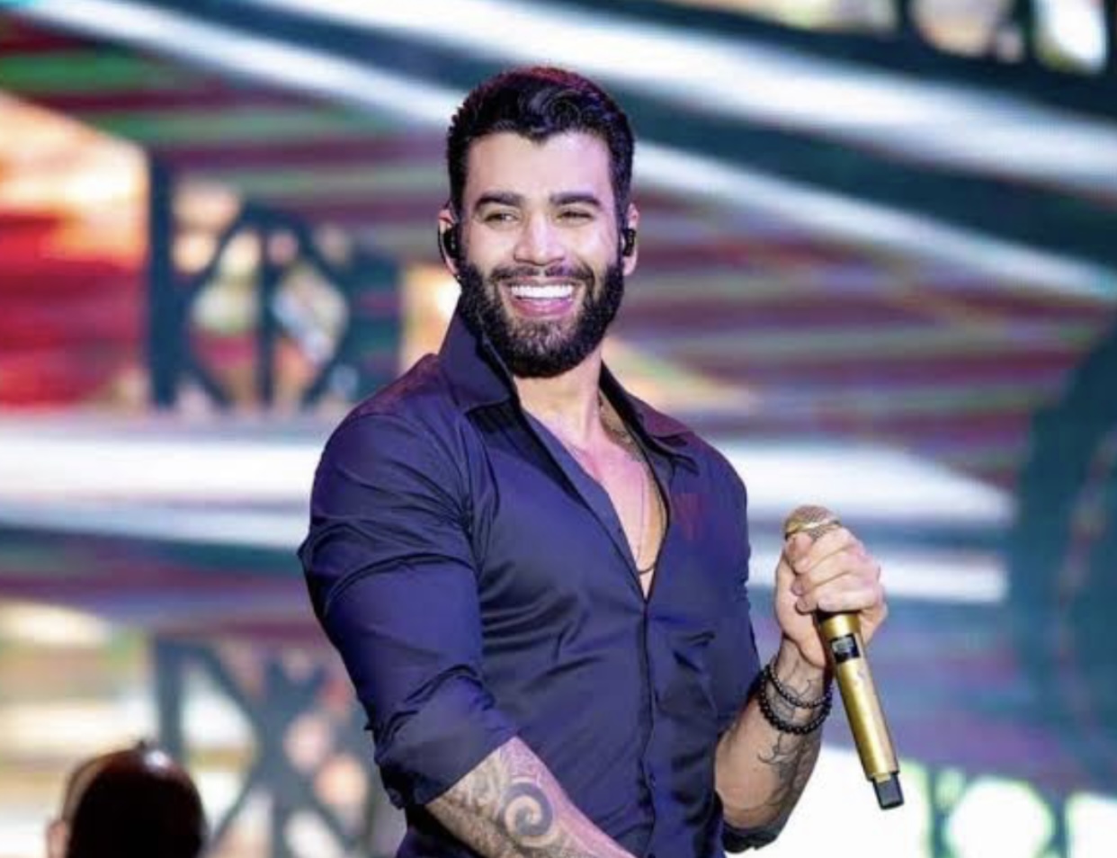 Gusttavo Lima antecipa show e prepara performance de 2h30