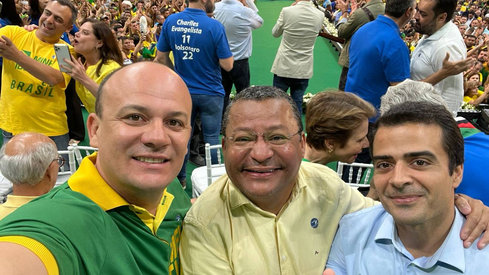 Cabo Gilberto chama Bruno Roberto de “Moleque de Recado” e diz que ele é “Lula Livre”