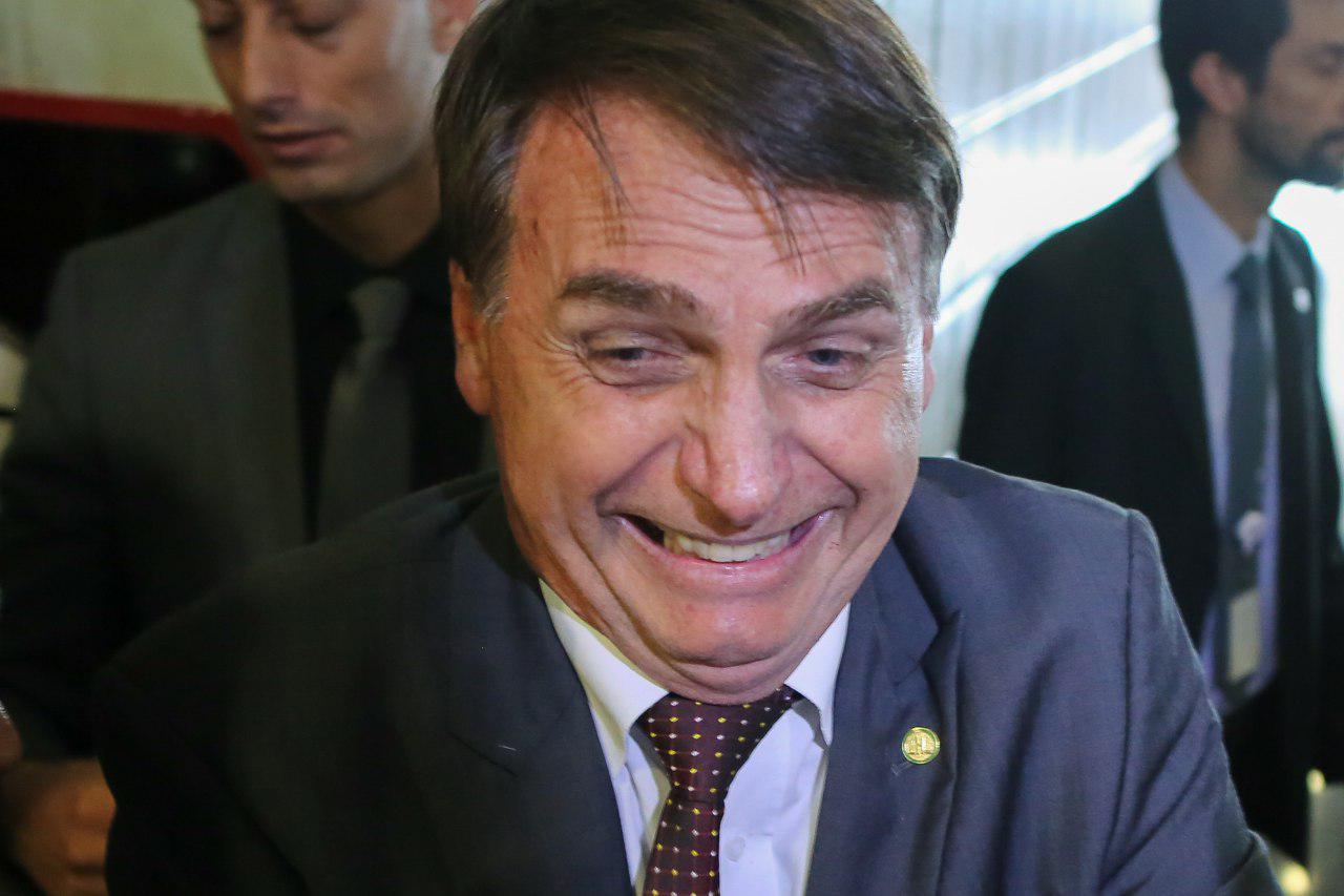 Relatório aponta que Bolsonaro recebeu R$ 17,2 milhões via pix este ano