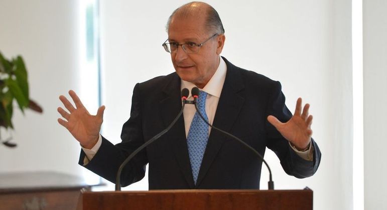 Prédio de ministério de Geraldo Alckmin é evacuado pelas forças de segurança após ameaça de bomba