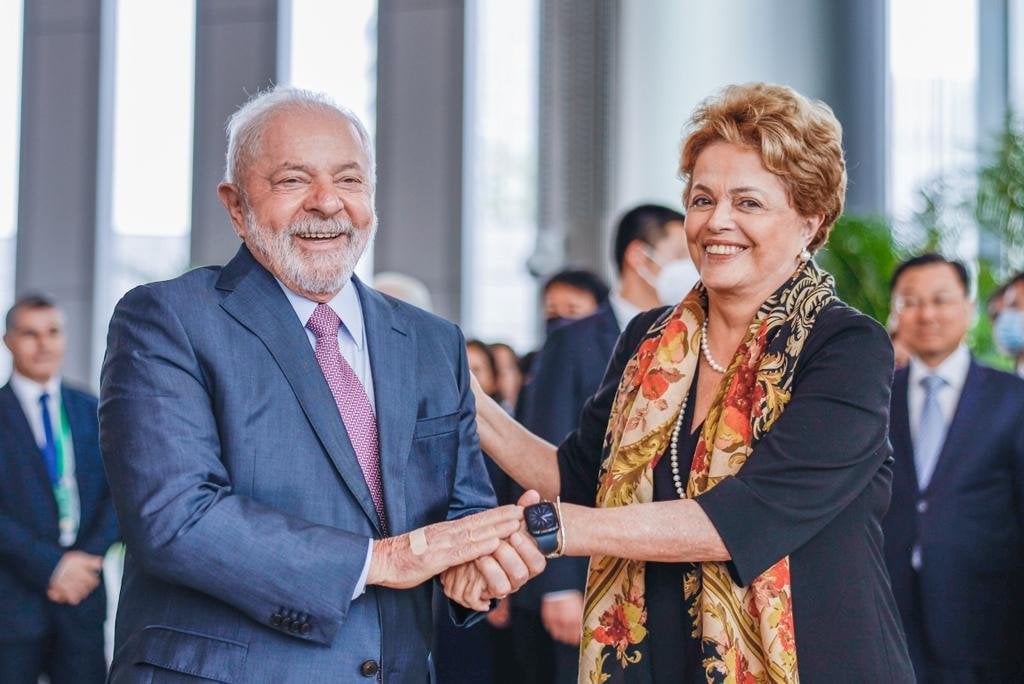 Após arquivamento de ação que levou Dilma ao impeachment, Lula afirma que ex-presidenta merece “reparação histórica”