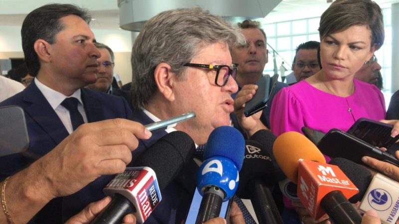 João Azevêdo anuncia convocação de novos aprovados para curso de formação da Polícia