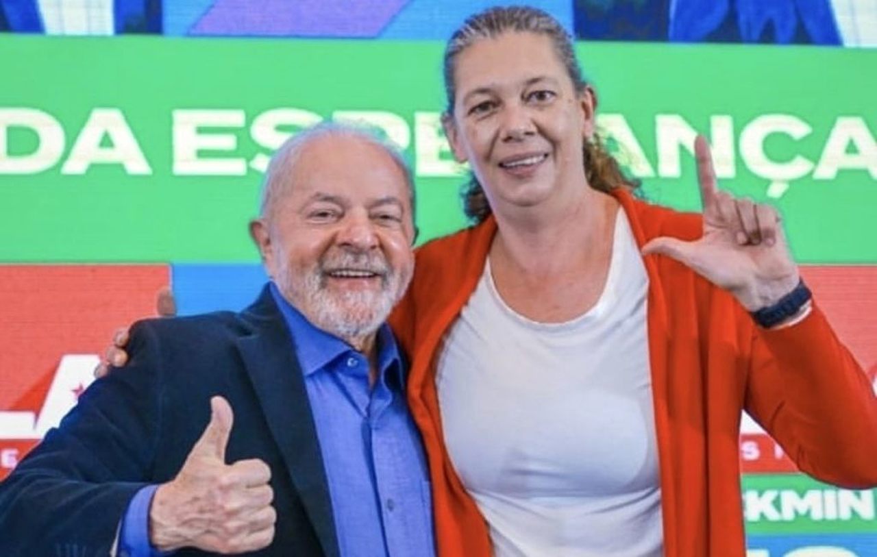 Lula avisa a Ana Moser que ela será exonerada para dar o Ministério do Esporte ao centrão