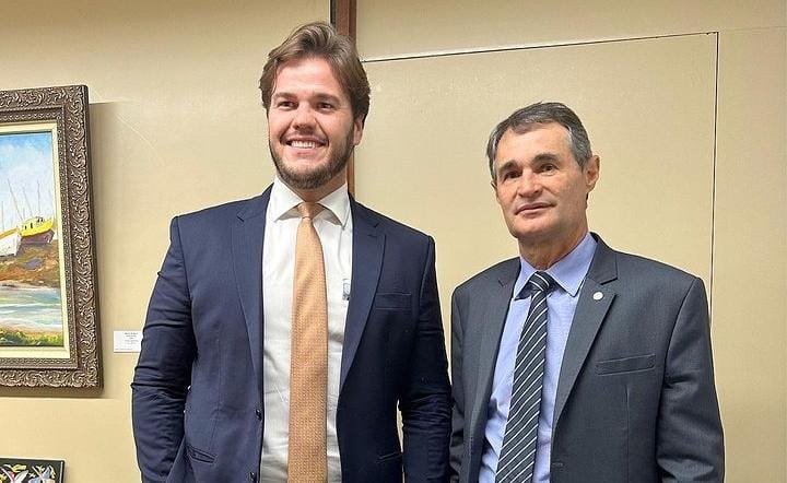 Em evidente recado para os campinenses, Bruno posta foto com Romero e sinaliza relação estável: “Mais que aliado, parceiro”