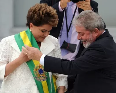 Dilma Rousseff e Lula (Foto: Divulgação/Reprodução/Roberto Stuckert Filho/PR).