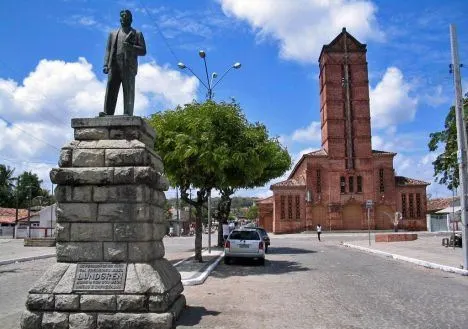 Prefeitura de mais uma cidade paraibana adota medida de contenção de gastos