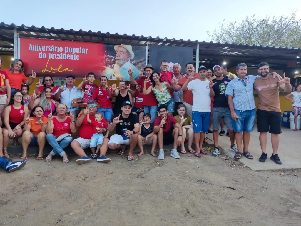 Participantes da comemoração (Foto: Divulgação/Reprodução/Redes Sociais/Lázaro da Prata)