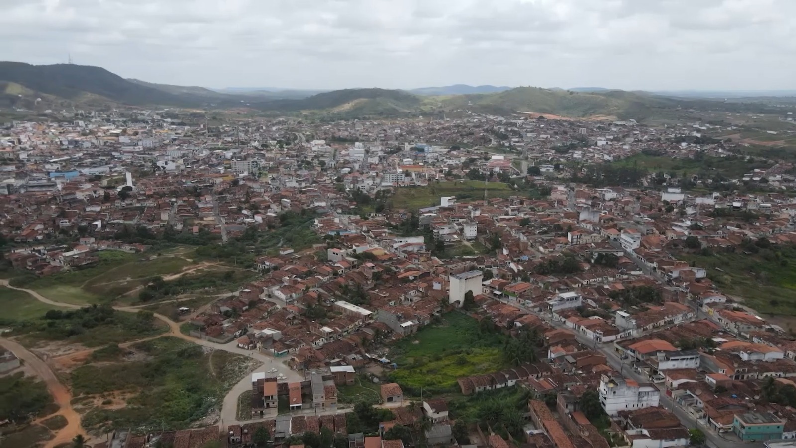 Prefeitura paraibana gasta quase R$ 80 mil em apenas uma palestra; confira