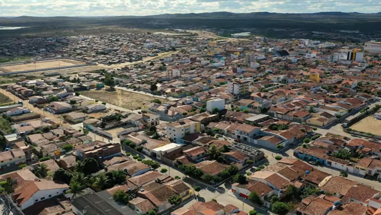 Prefeitura de município paraibano concede férias coletivas alegando corte de gastos; confira