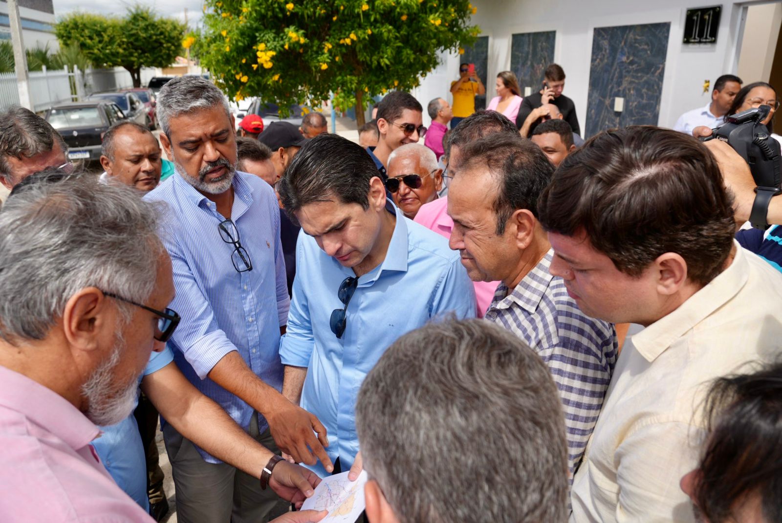 Deputado Murilo Galdino coordena visita da Comissão Externa de Obras Paralisadas do Governo Federal à adutora do Pajeú