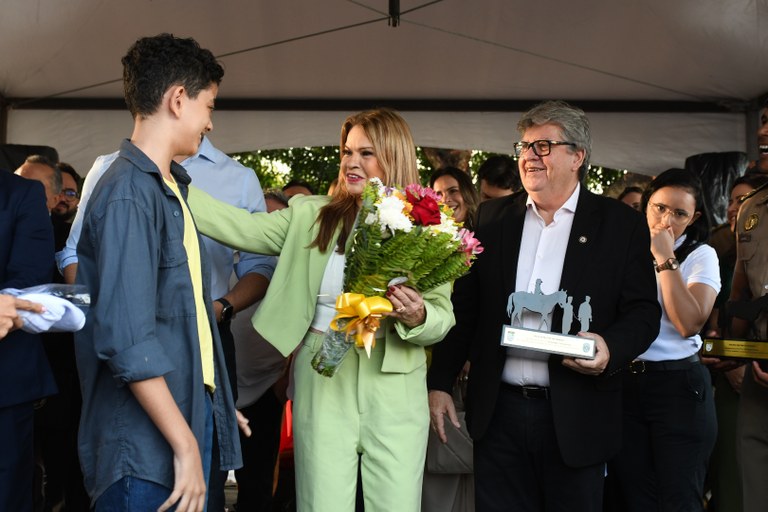 João Azevêdo inaugura novo Centro de Equoterapia e destaca fortalecimento das políticas públicas de inclusão