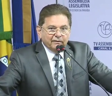 Adriano Galdino defende legalidade de eleição antecipada e demonstra confiança em desfecho favorável